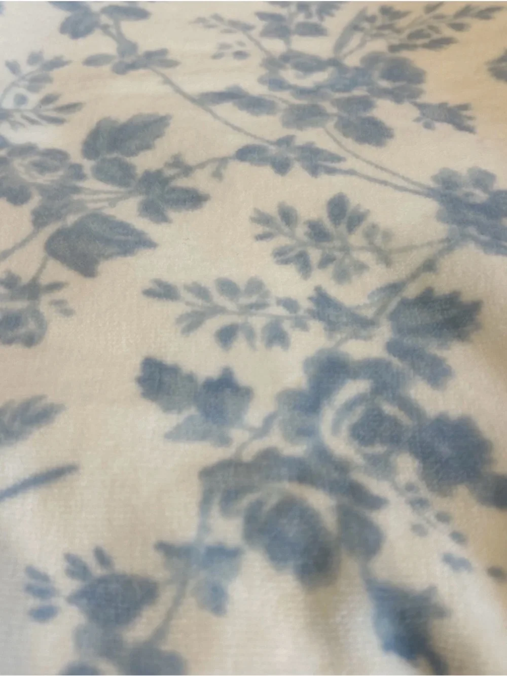 Laura Ashley 4 Pc Set FLORAL TOILE Blue Velour Bath & Hand Towels Set Cottage